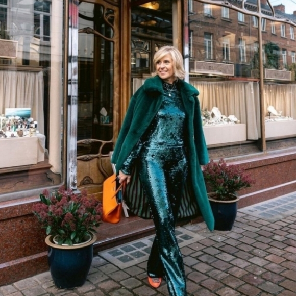 Zara | Tops | Zara Green Sequin Top | Poshmark